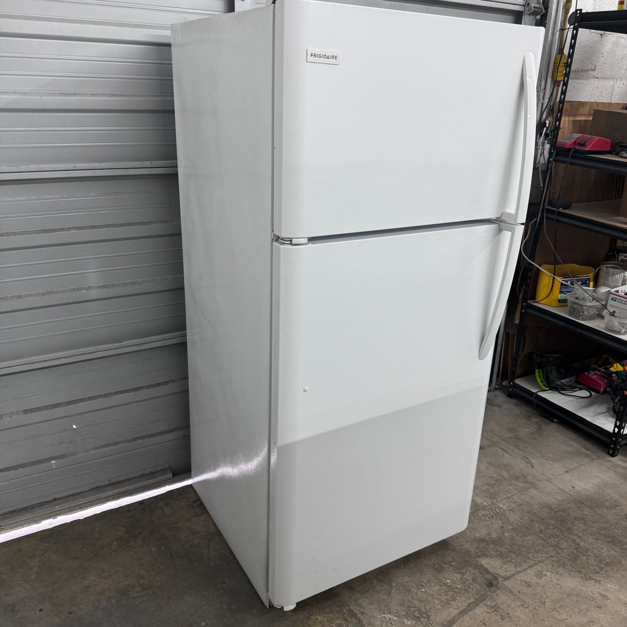 Frigidaire Top and Bottom Refrigerator Frigidaire Top and Bottom Refrigerator